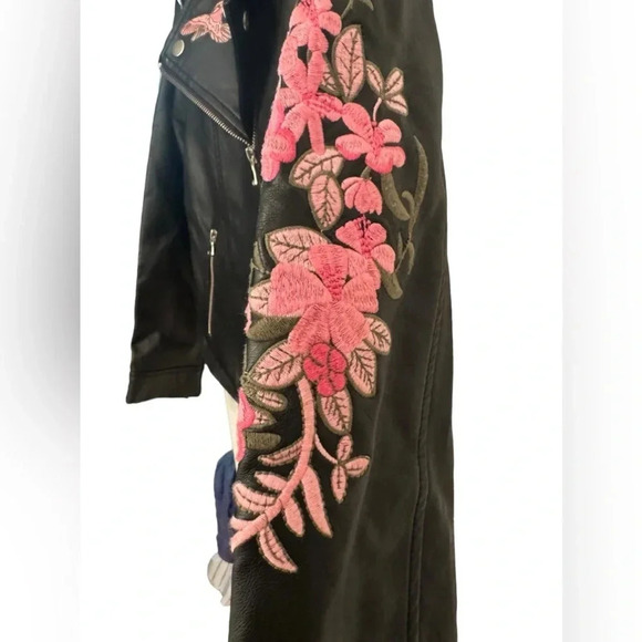 Girls Art Class Outerwear Faux Leather Jacket w/Bracelet - Black/Pink size L - Picture 3 of 6